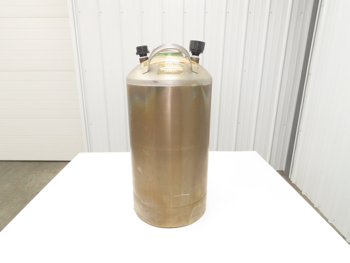 Challenger Stainless Dispensing Pressure Vessel Tank 130 PSI 8 Gallon