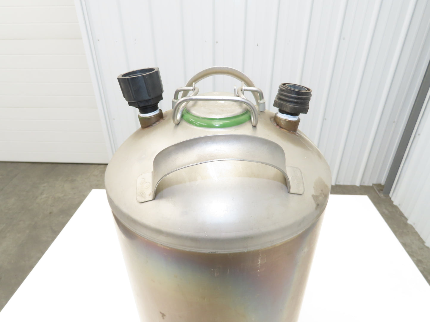 Challenger Stainless Dispensing Pressure Vessel Tank 130 PSI 8 Gallon