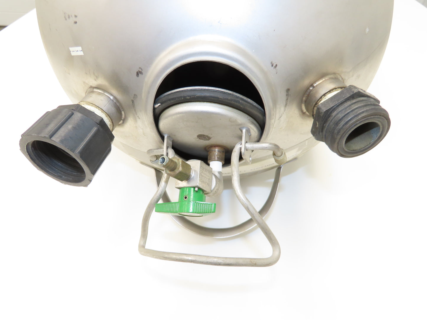 Stainless Dispensing Pressure Vessel Tank 130 PSI 8 Gallon Sprayer Valve