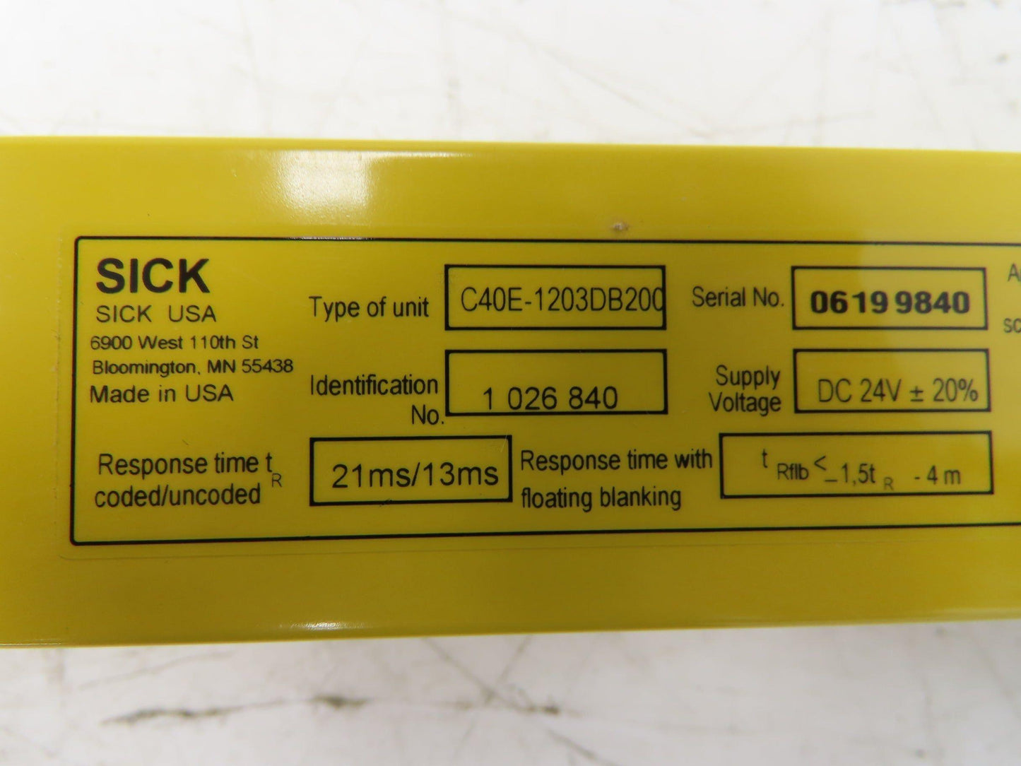 Sick C40E-1203DB200 C4000 Series Safety Light Curtain Sender 1200mm 21ms 24vdc