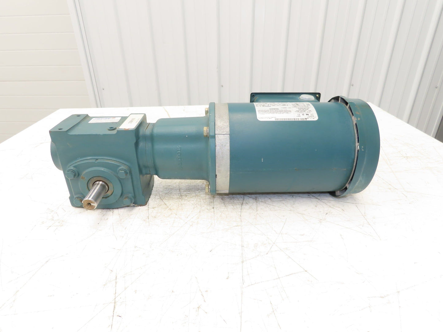 Reliance P14G9258H Gearmotor 5:1 Tigear Reducer 345rpm 2Hp 230/460V LH 145TC