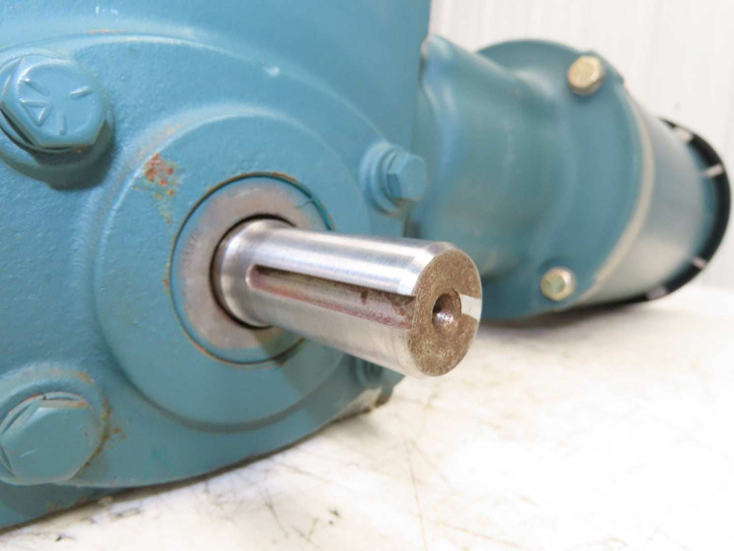 Reliance P14G9258H Gearmotor 5:1 Tigear Reducer 345rpm 2Hp 230/460V LH 145TC