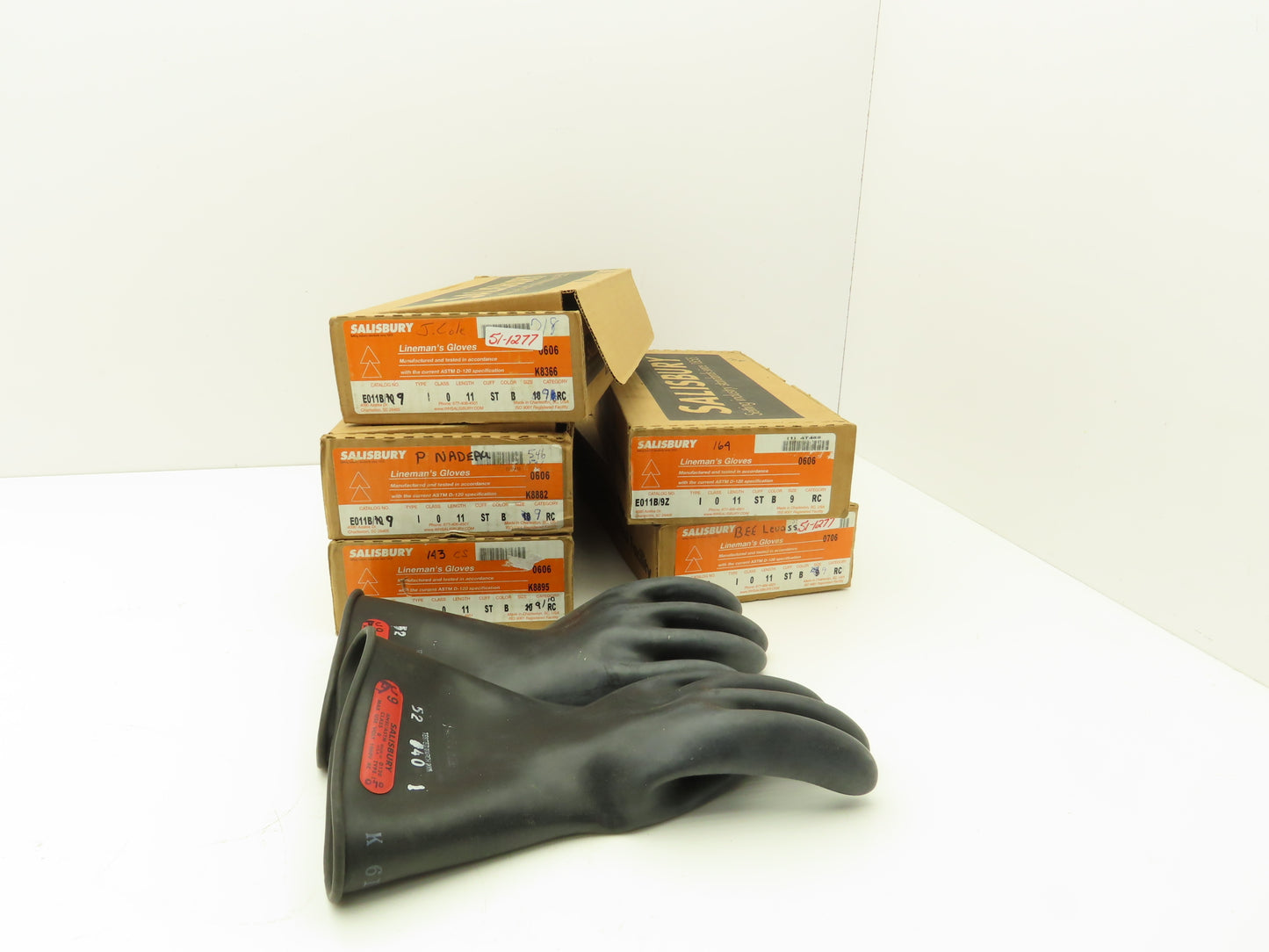 Salisbury E011B Lineman's Gloves Size 9 Lot of 5