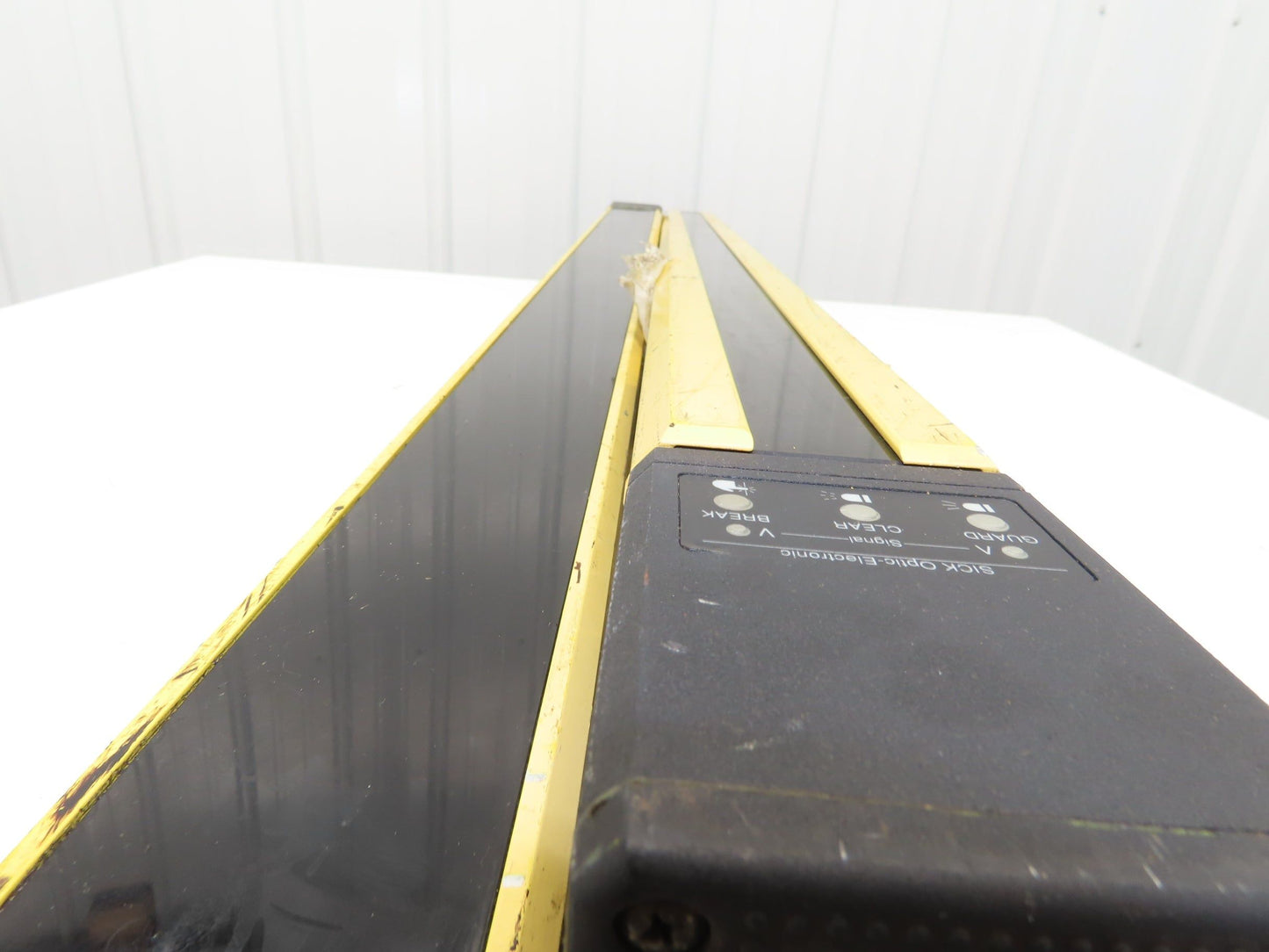 Sick AGSE 1200 Series Safety Light Curtain Emitter/Receiver Set 1183mm x 6m