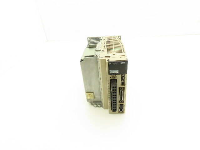 Yaskawa SGDV-5R4D01A Servopack AC Drive 400V 5.4A 1.5kw