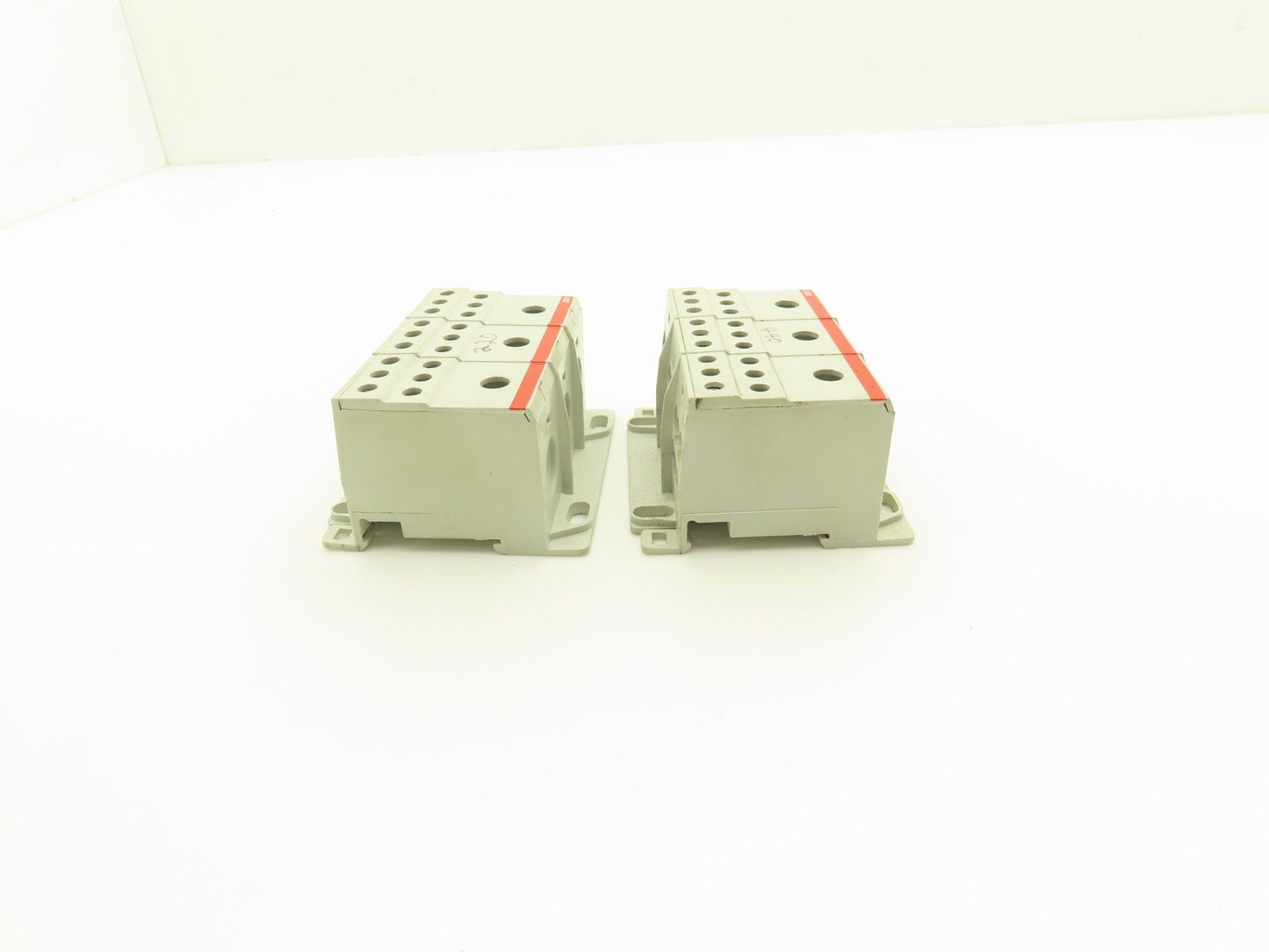 Entrelec BRT 115 Connector Block 600V 115A 3-Pole 8-2AWG In 14-4AWG Out Lot of 2
