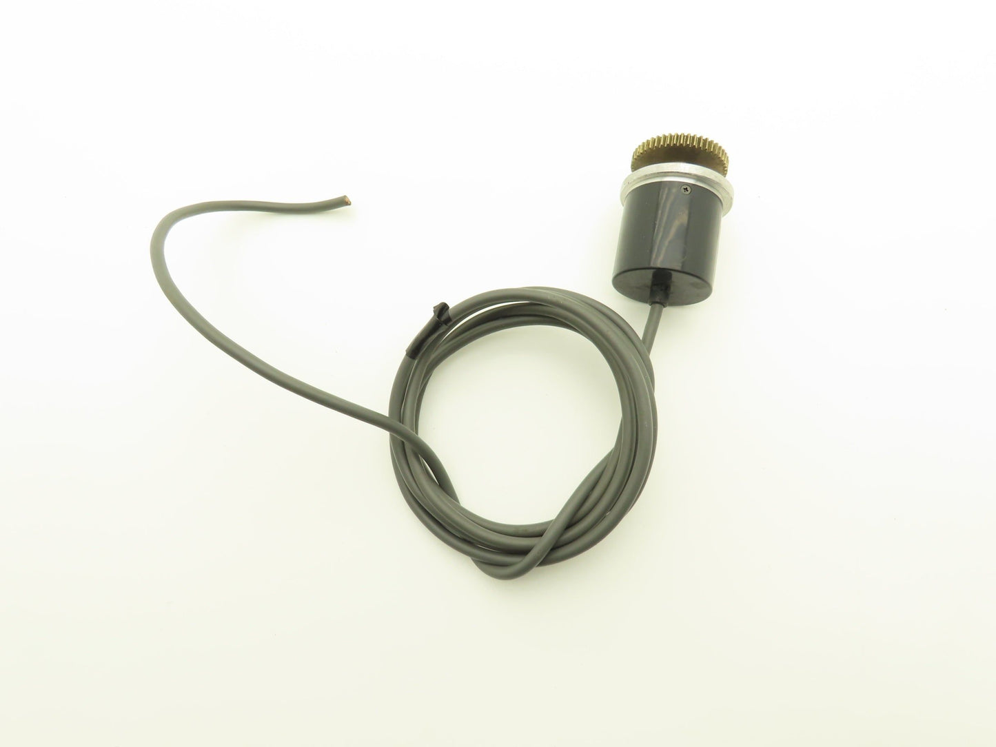 Omron E6B2-CWZ6C-6 Rotary Encoder 6mm Shaft 600 Step 5-24VDC