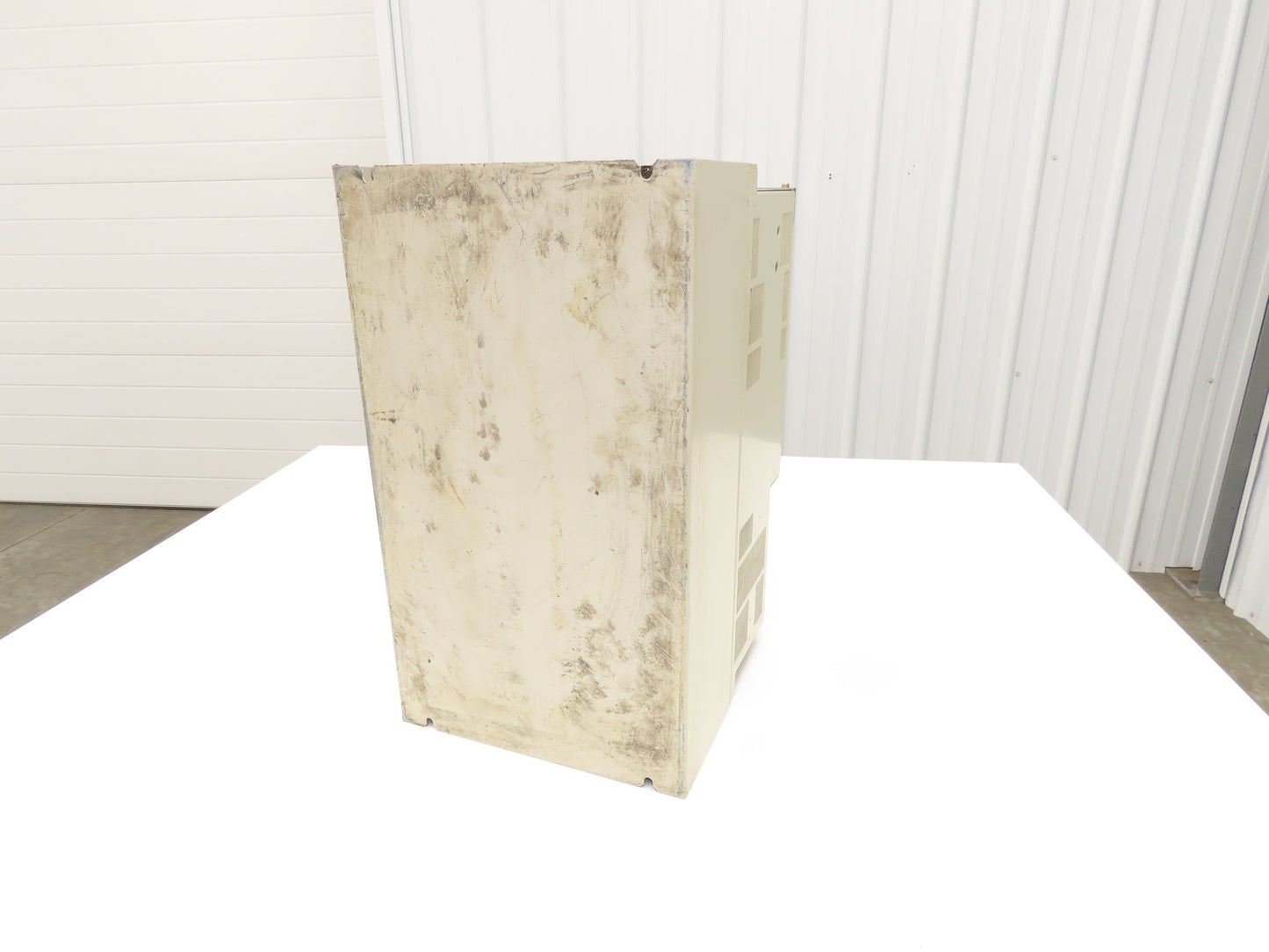 Yaskawa Electric SGDB-1AADG ServoPak AC Servo Drive 11kw 14.7 Hp 230V 3Ph