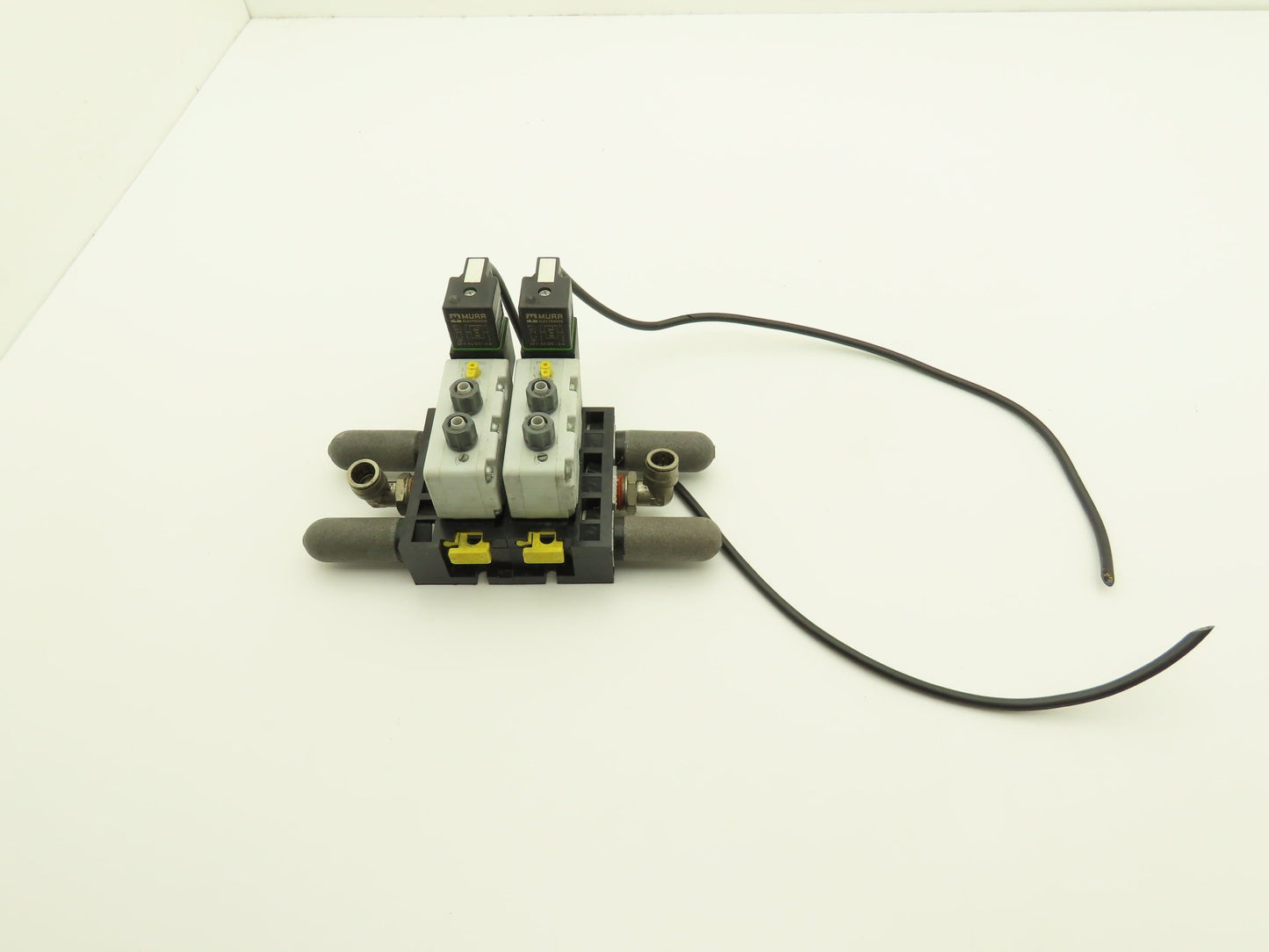 Aventics V740 2-Station Solenoid Valve Assembly 150psi 24V AC/DC 4A