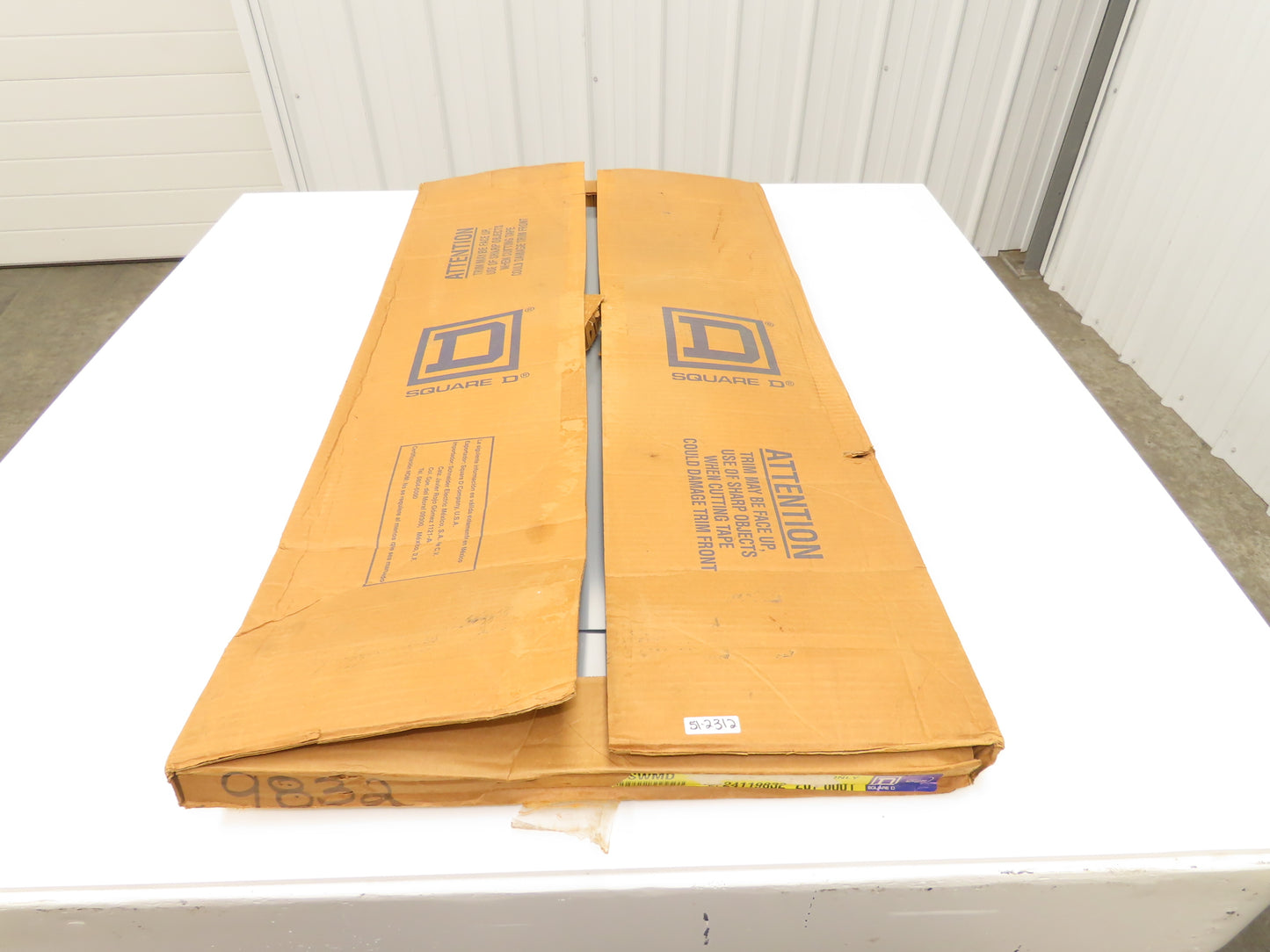 Square D NC38SWMD Panelboard enclosure cover NQ/NF Type 1 20" W x 38" H