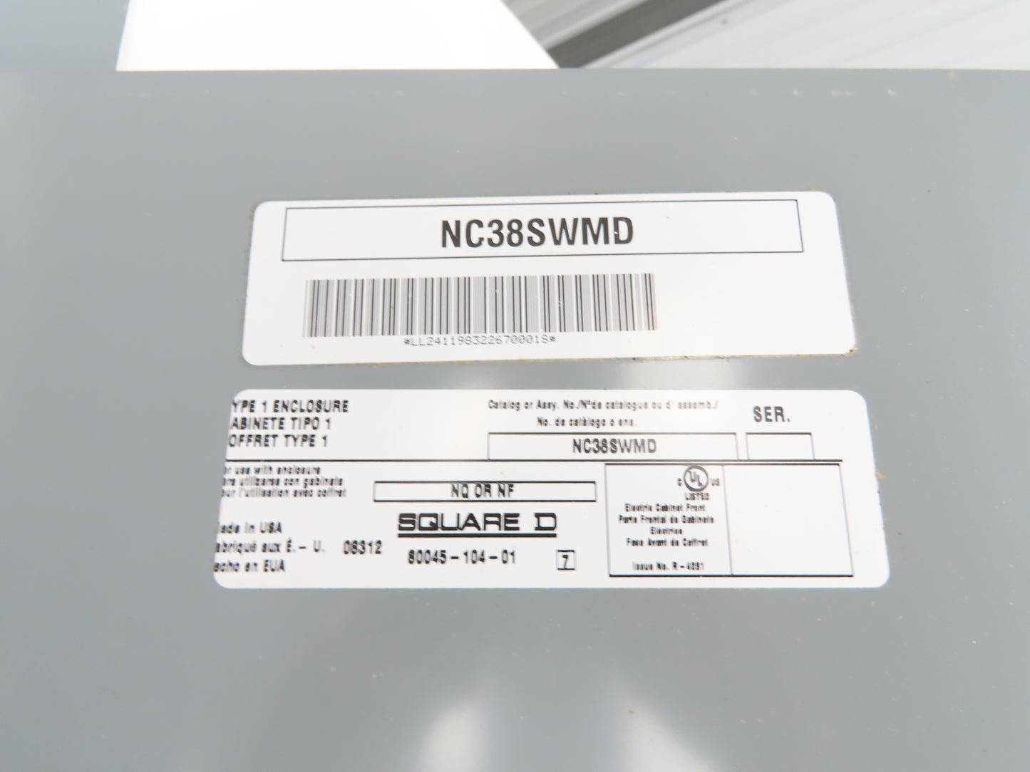 Square D NC38SWMD Panelboard enclosure cover NQ/NF Type 1 20" W x 38" H