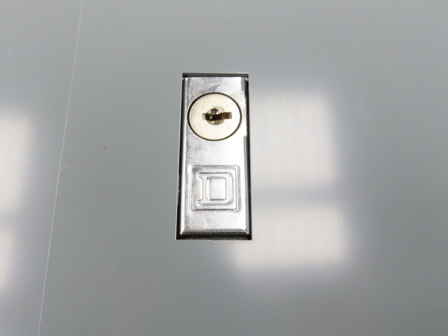 Square D NC38SWMD Panelboard enclosure cover NQ/NF Type 1 20" W x 38" H