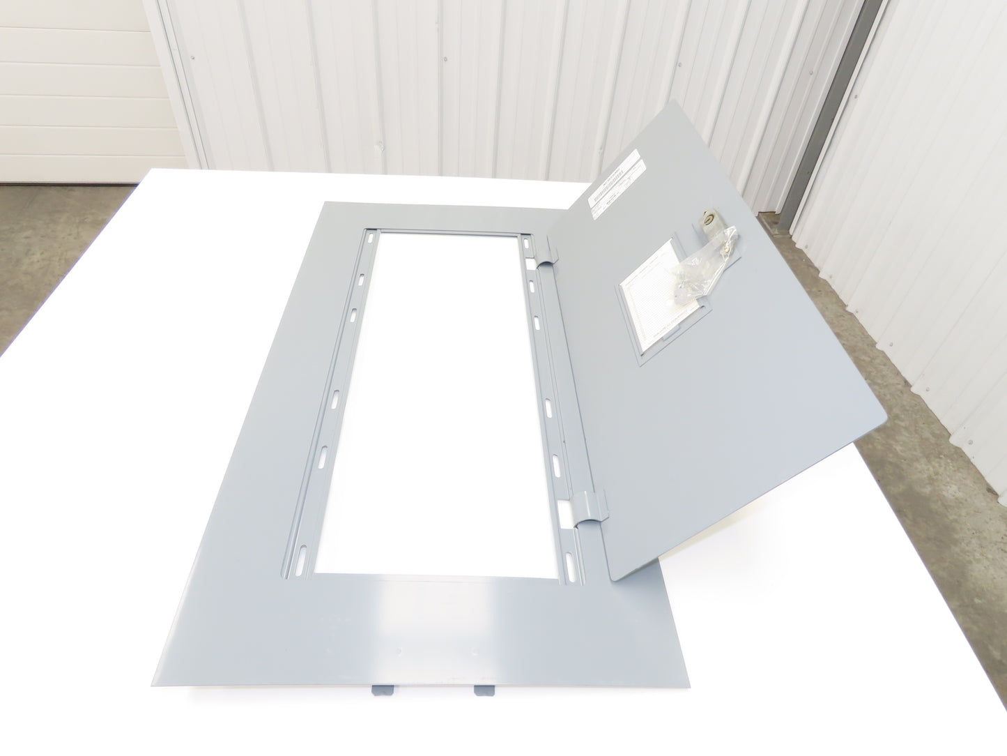 Square D NC38SWMD Panelboard enclosure cover NQ/NF Type 1 20" W x 38" H