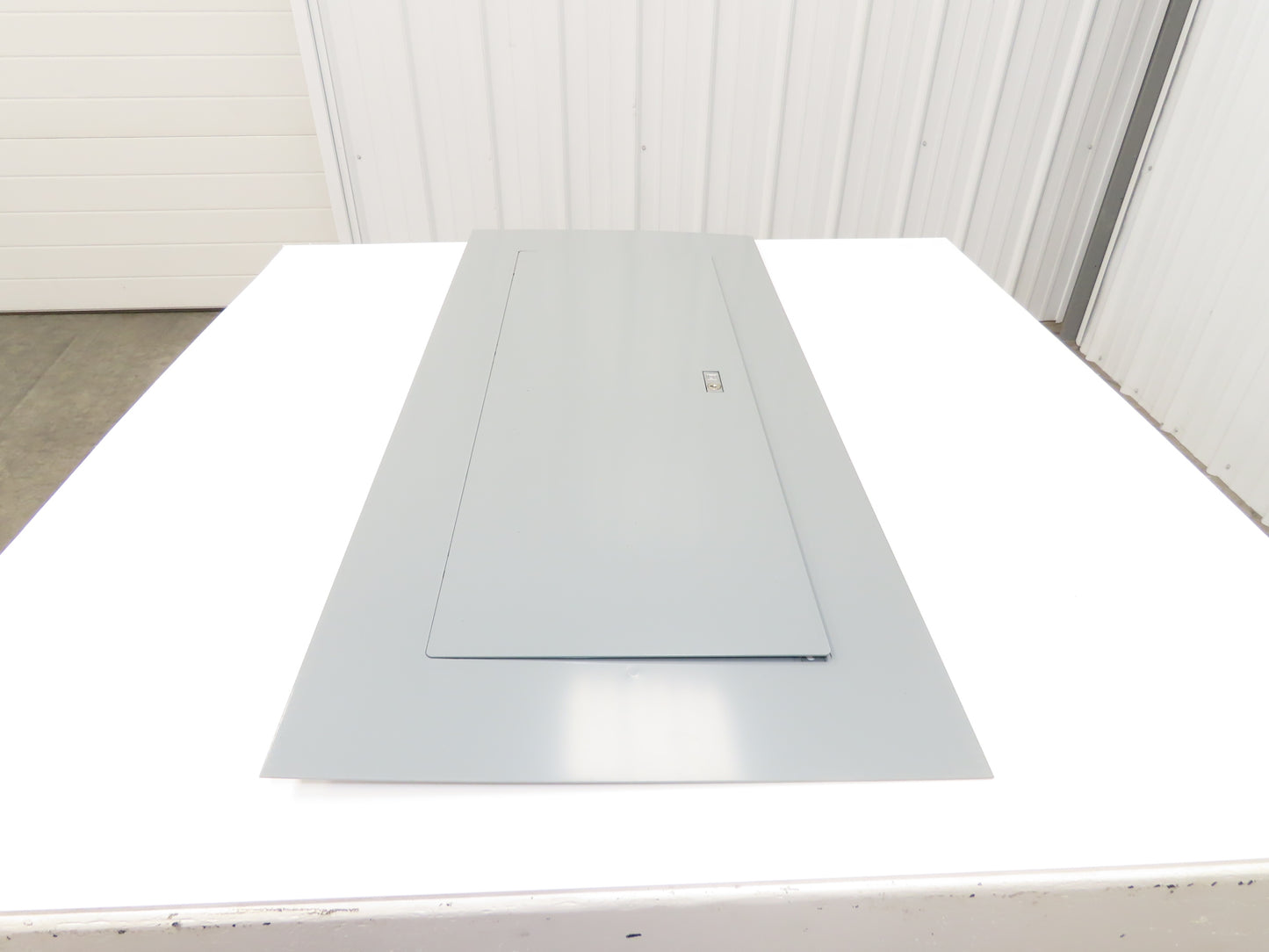 Square D NC44SWMD Panelboard enclosure cover NQ/NF Type 1 20" W x 44" H