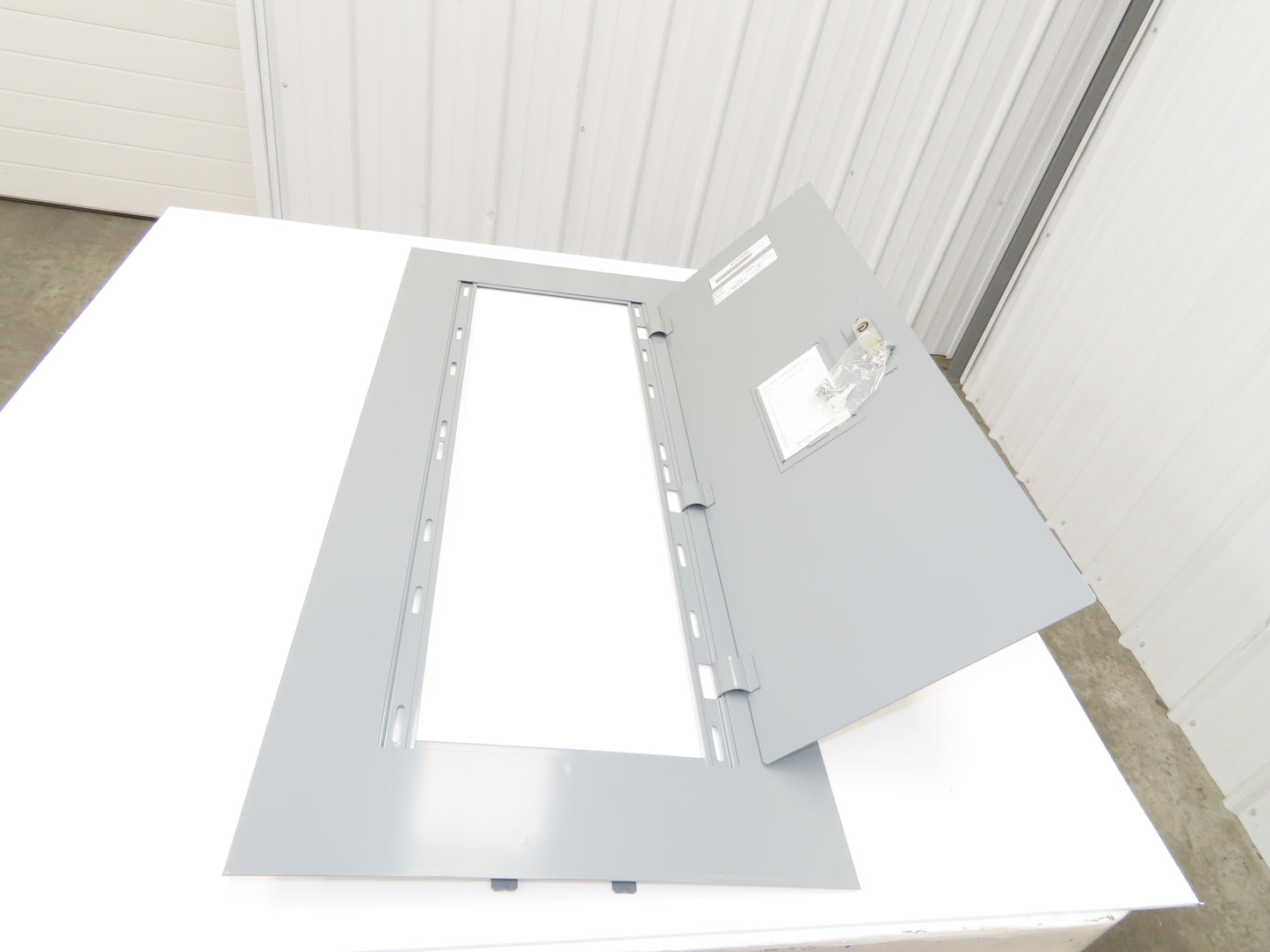 Square D NC44SWMD Panelboard enclosure cover NQ/NF Type 1 20" W x 44" H