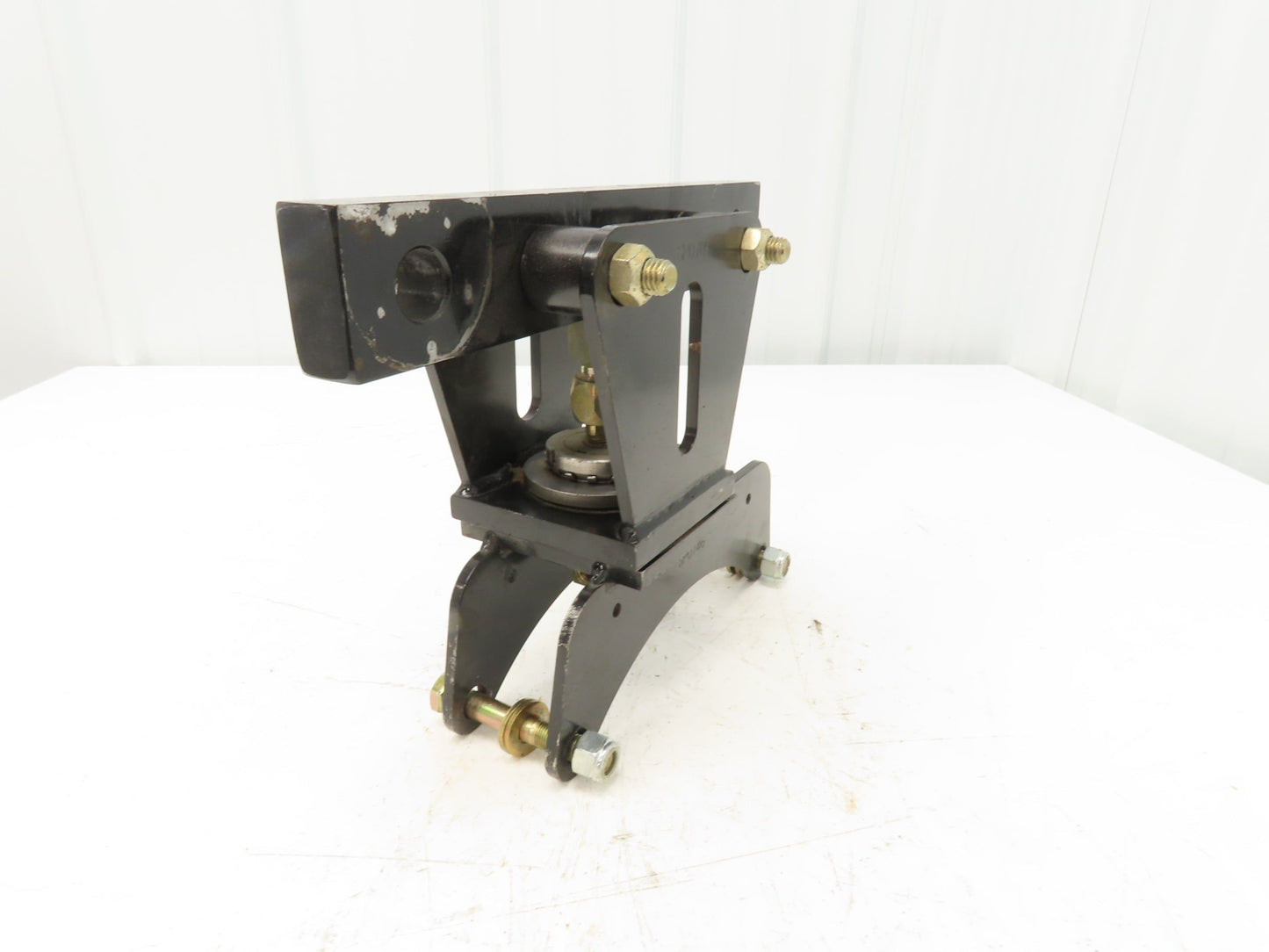 Dual Rail Swivel Suspension Kit for Large balancer Black