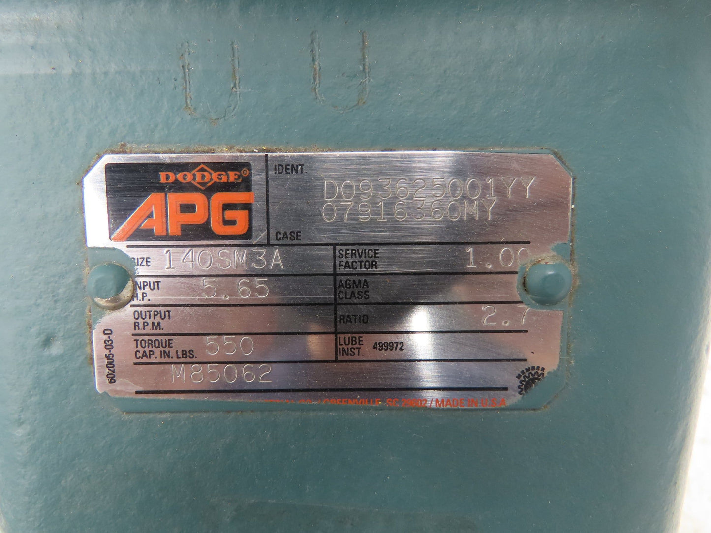 Sterling 140SM3A Inline Helical Gearbox 2.7:1 Reducer 5.6Hp 650rpm 140T