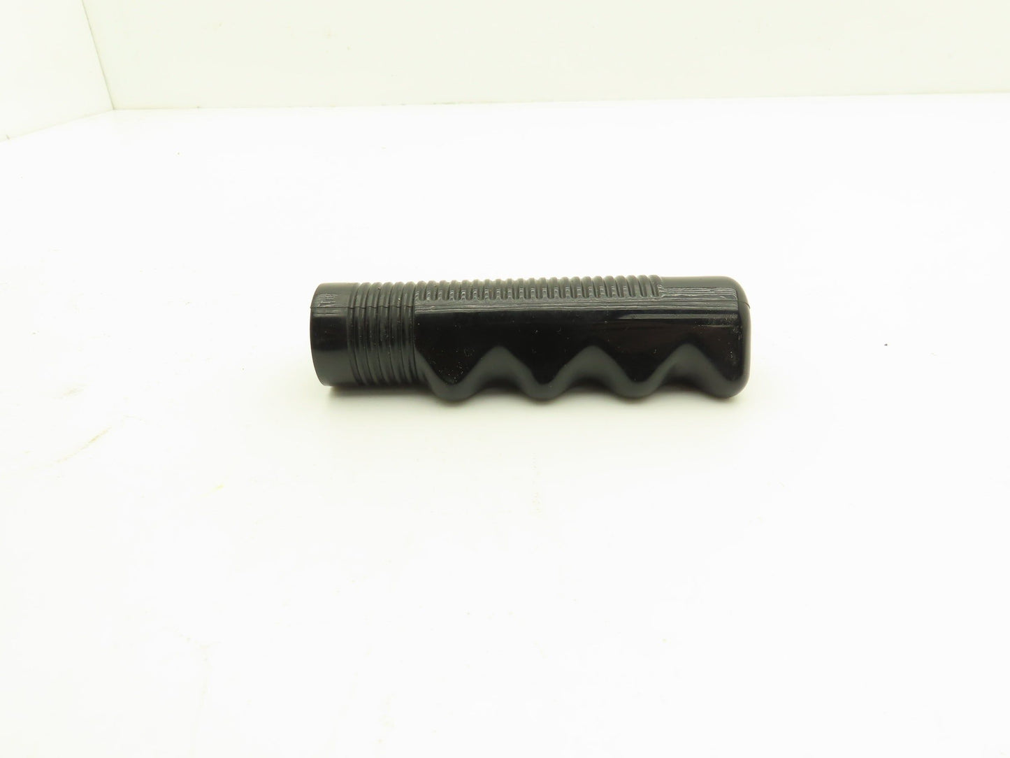 Hunt Wilde Finger Nub Grip for 1" Bar Black Molded Plastic Lot of 39