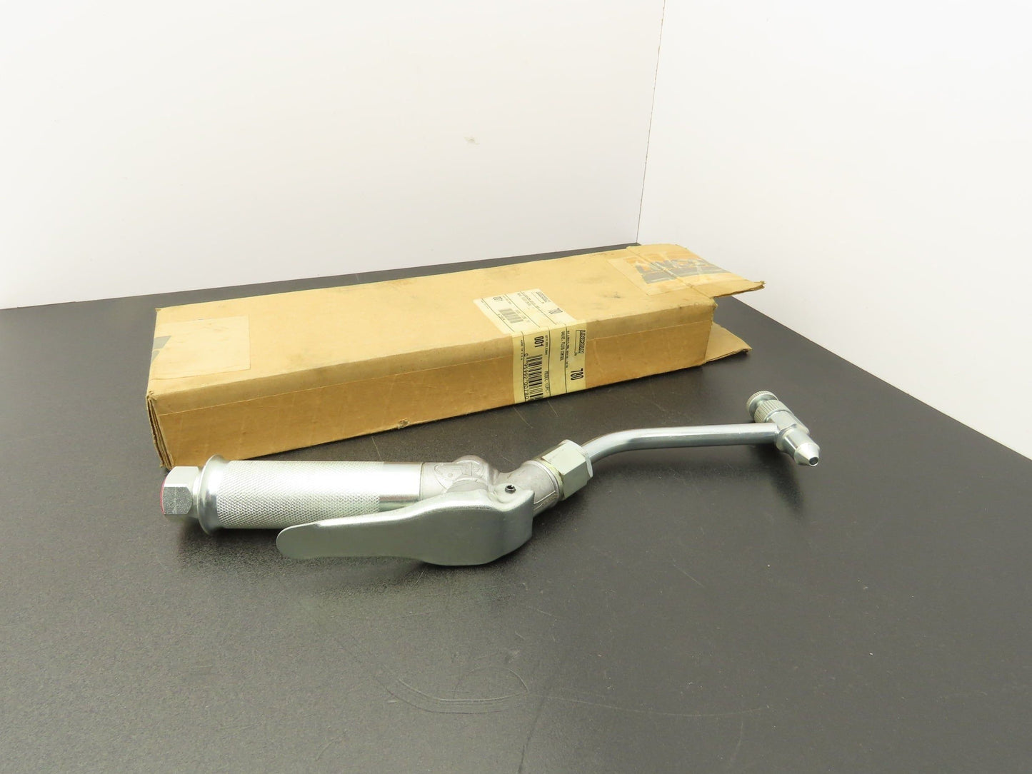 Lincoln Industrial 780 Gear Oil Control Valve Handle 1/2"NPT Swivel