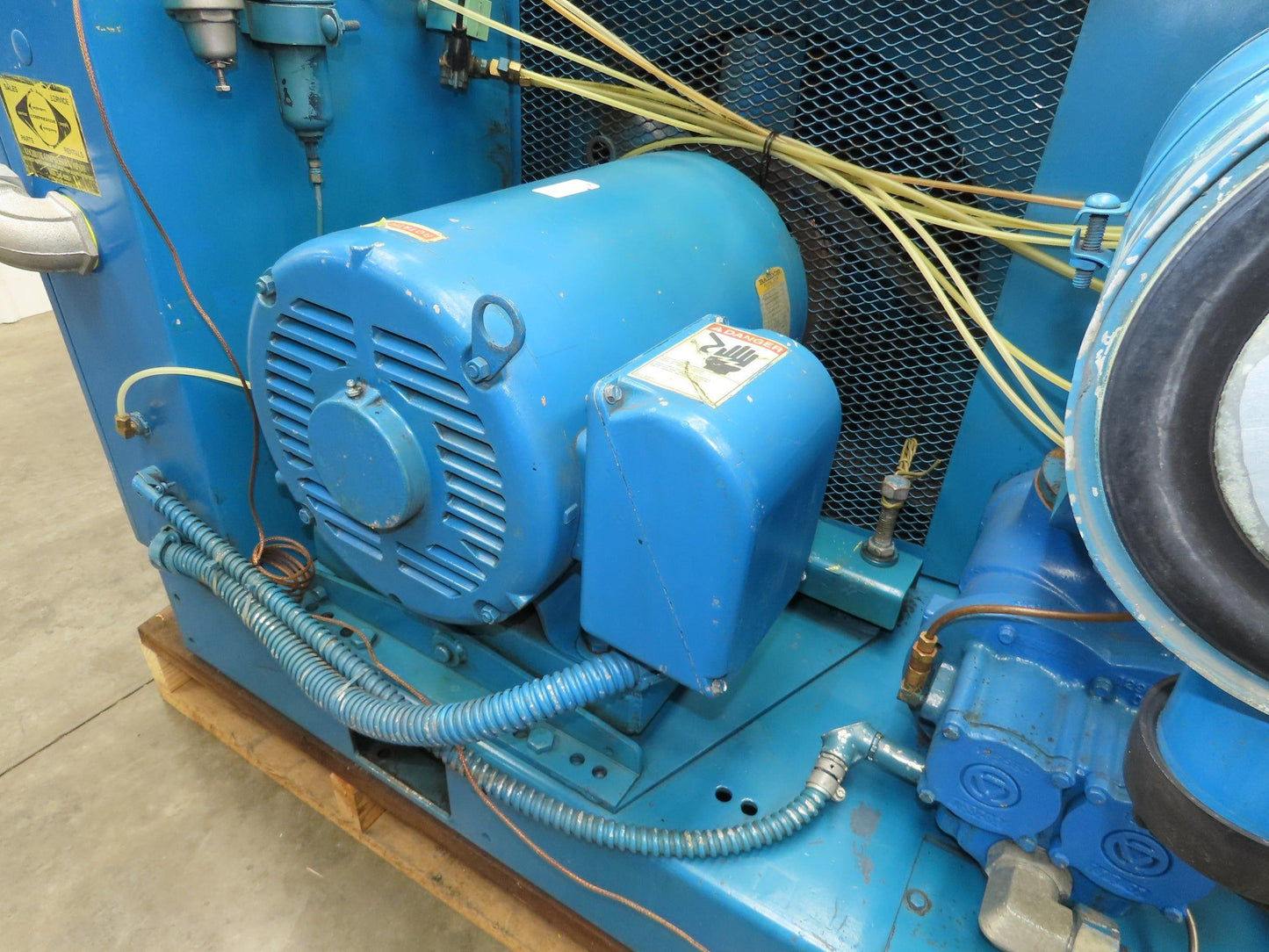 Quincy QST50ANA31SR Rotary Screw Air Compressor 50Hp 230/460V 3Ph 84606 Hours