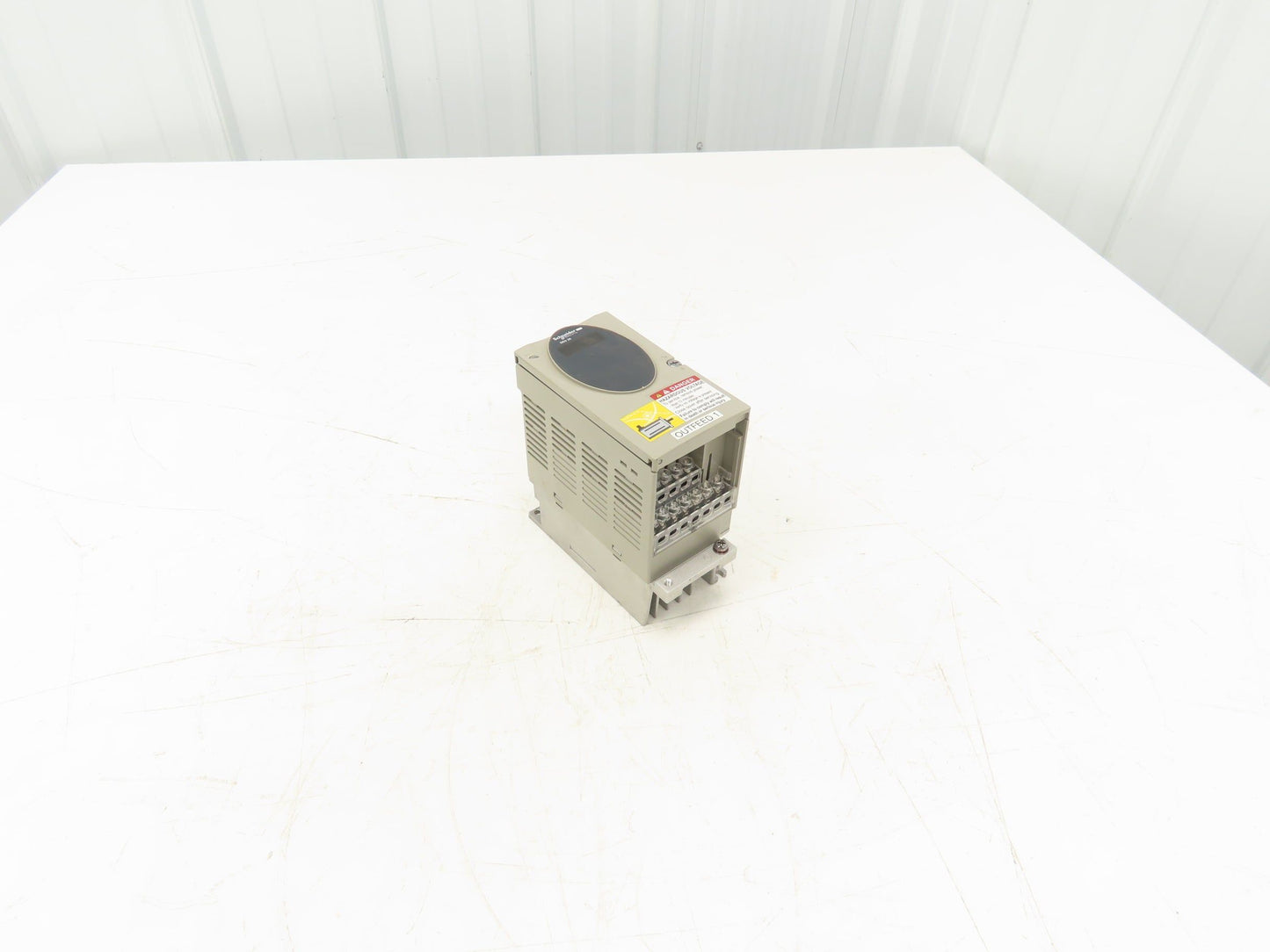 Schneider Electric SD326DU25S2 Stepper Motor AC Drive 230V 1Ph REV 1.013