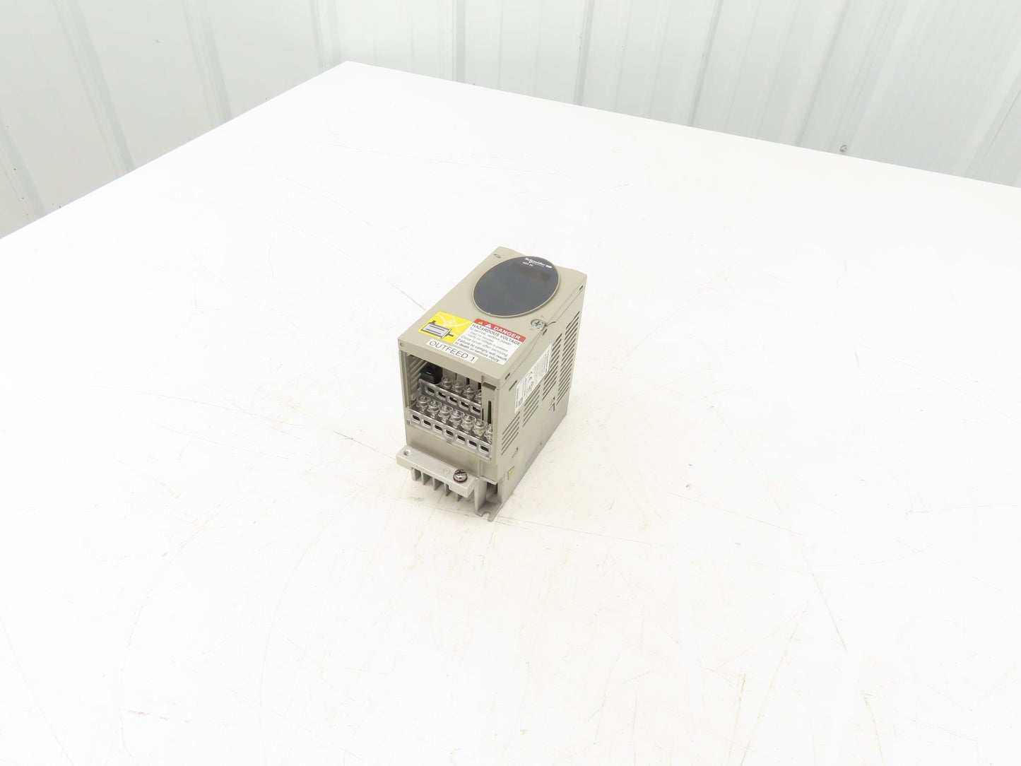 Schneider Electric SD326DU25S2 Stepper Motor AC Drive 230V 1Ph REV 1.013