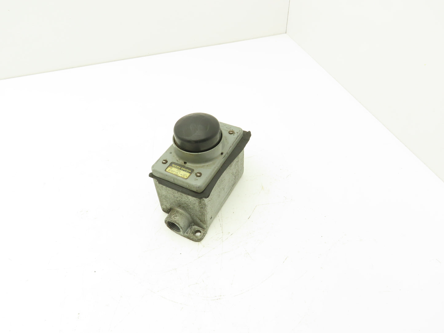 Micro Switch 2PH1 Momentary Push Button Palm Switch 600VAC