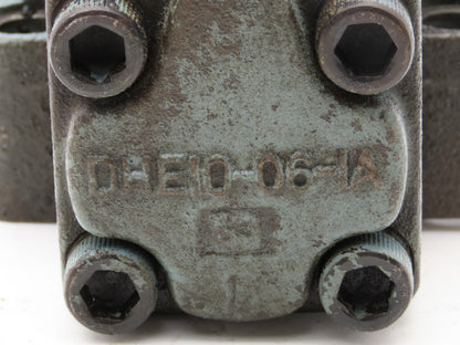 Nachi SS-G01-C5-R-C115-E20 Hydraulic Directional Solenoid Valve 115V DG5S Base