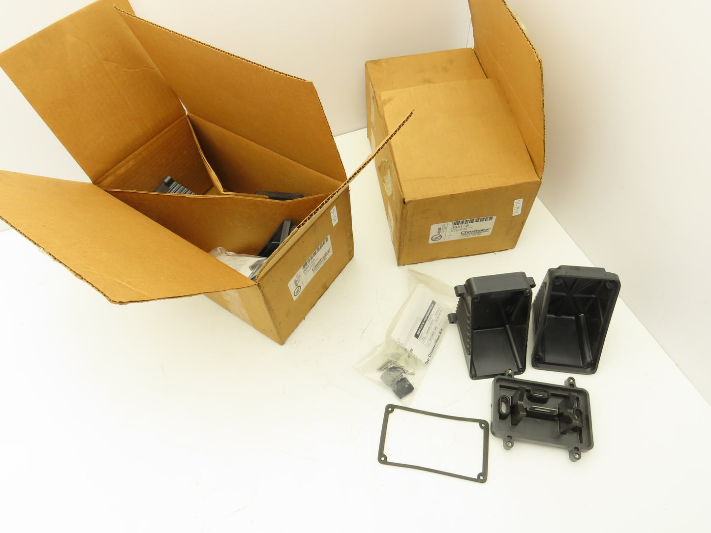 Chromalox 384155 RTST-1 Splice Tee Box Type Kit Enclosure Lot of 2