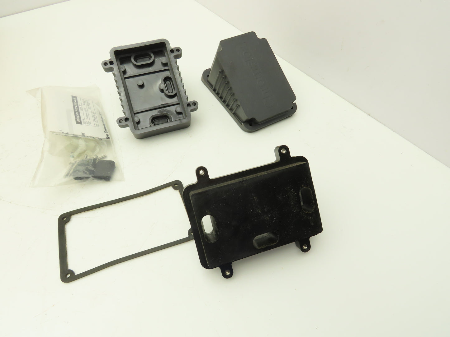 Chromalox 384155 RTST-1 Splice Tee Box Type Kit Enclosure Lot of 2