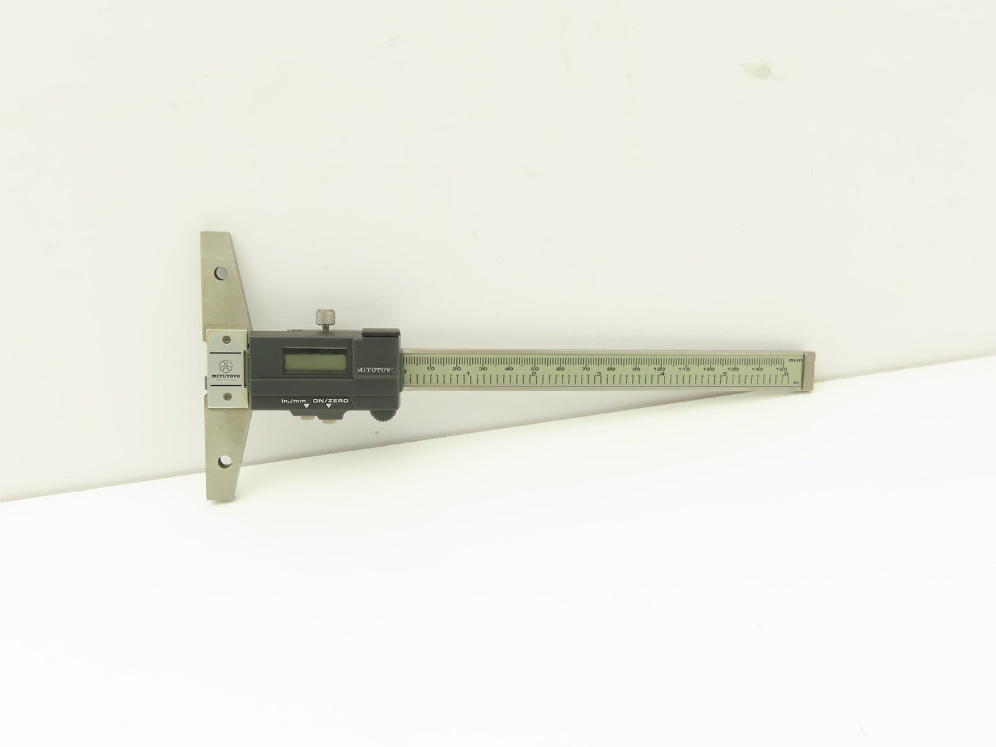 Mitutoyo 571-211 VDS-6" Imperial Metric Depth Gauge 150mm Digimatic 6"