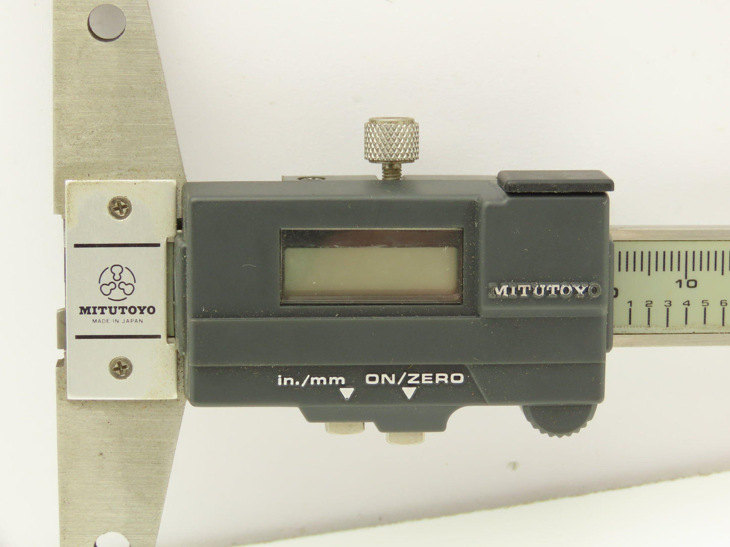 Mitutoyo 571-211 VDS-6" Imperial Metric Depth Gauge 150mm Digimatic 6"