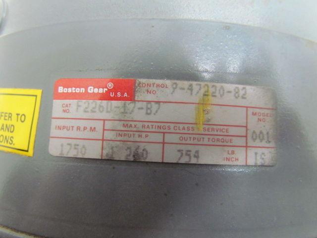 Boston Gear 001 F226D-17-B7 143T Face Mount 17:1 Ratio Speed Reducer Gear Box
