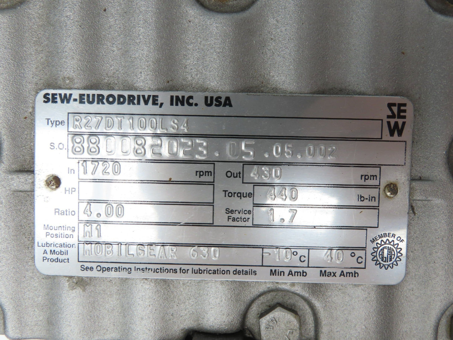 Sew Eurodrive R27DT100LS4 Inline Gearmotor 4:1 Ratio 3Hp 430rpm 460V DFT100LS4