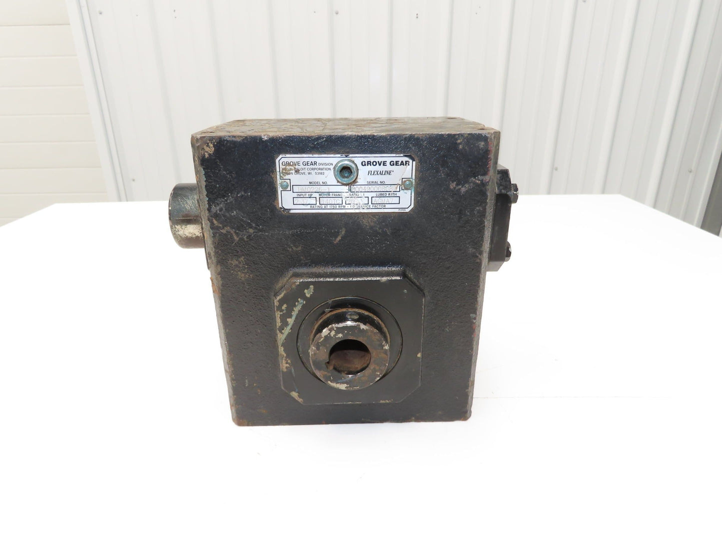 Grove Gear HMQ226-1 Worm Gearbox 20:1 Reducer 2.37Hp 87.5rpm 140TC Dual Shaft