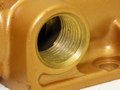 Versa VAP-2501-S00800 Pneumatic Air Hand Lever Valve 200psi 1/2" Ports