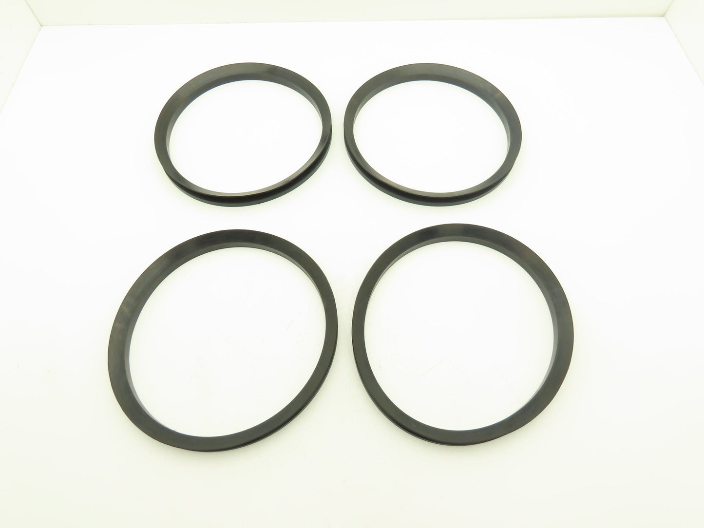 Dichtomatik VA-275 10.925 Nominal Shaft Diameter NBR Buna V-Ring Lot of 4