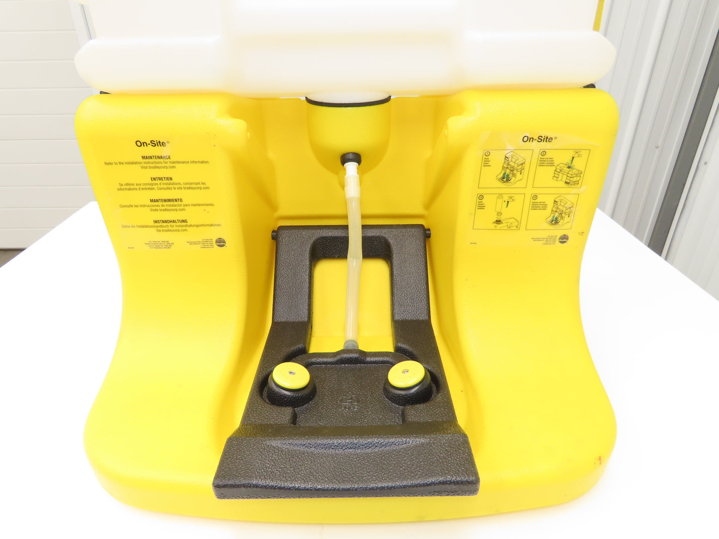 Bradley Portable On-Site Eyewash Station Gravity Fed 7 Gal 15 Min