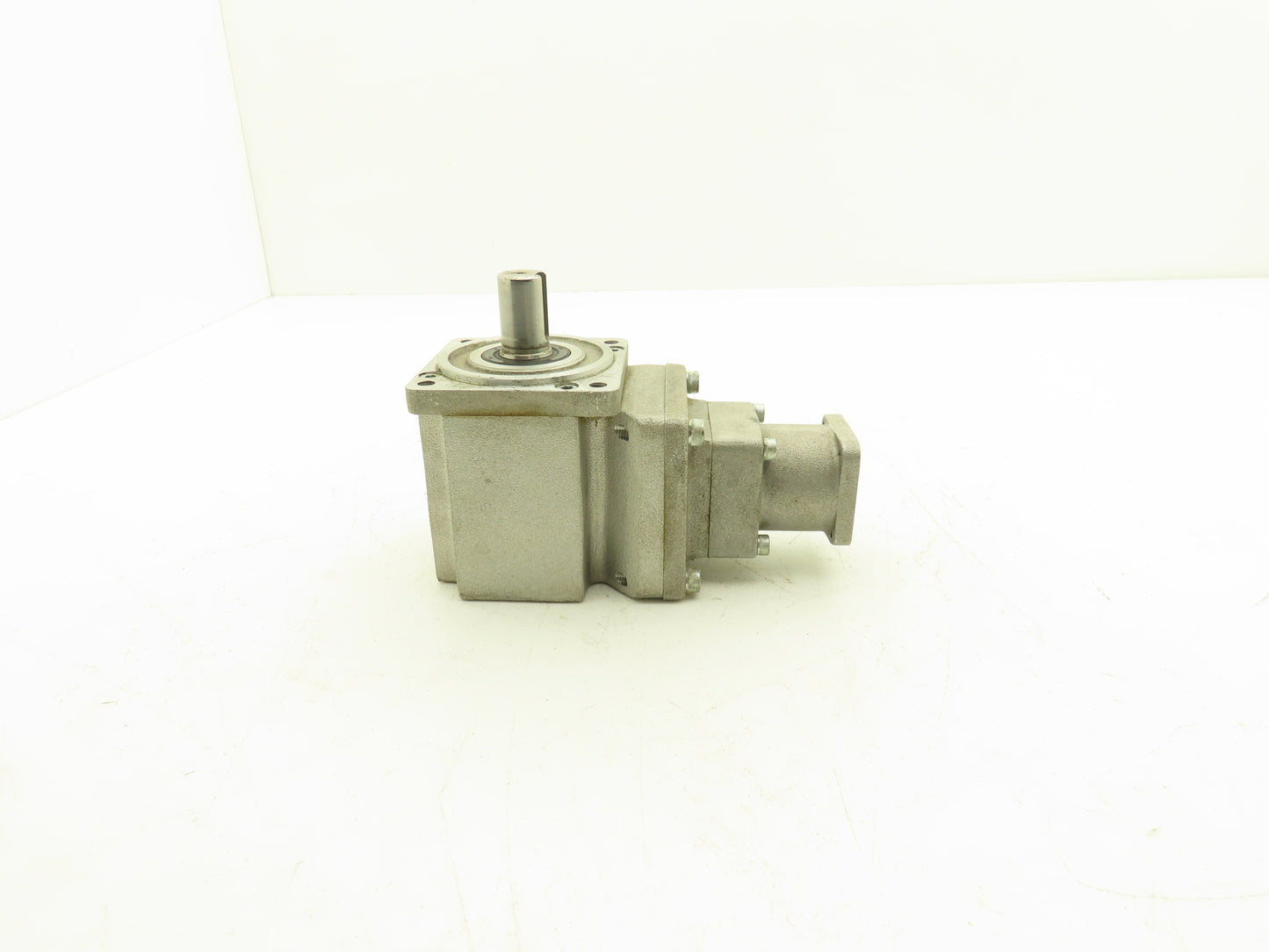 Shimpo-Nidec EVSC-15B-100 Gearbox 15:1 Reducer For Servo Motor 3/4" Output