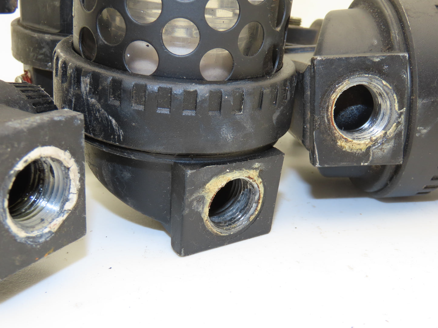 Master Pneumatic R100-4 FD100-4 Regulator Filter Assembly 125 psi 1/2" Lot of 3