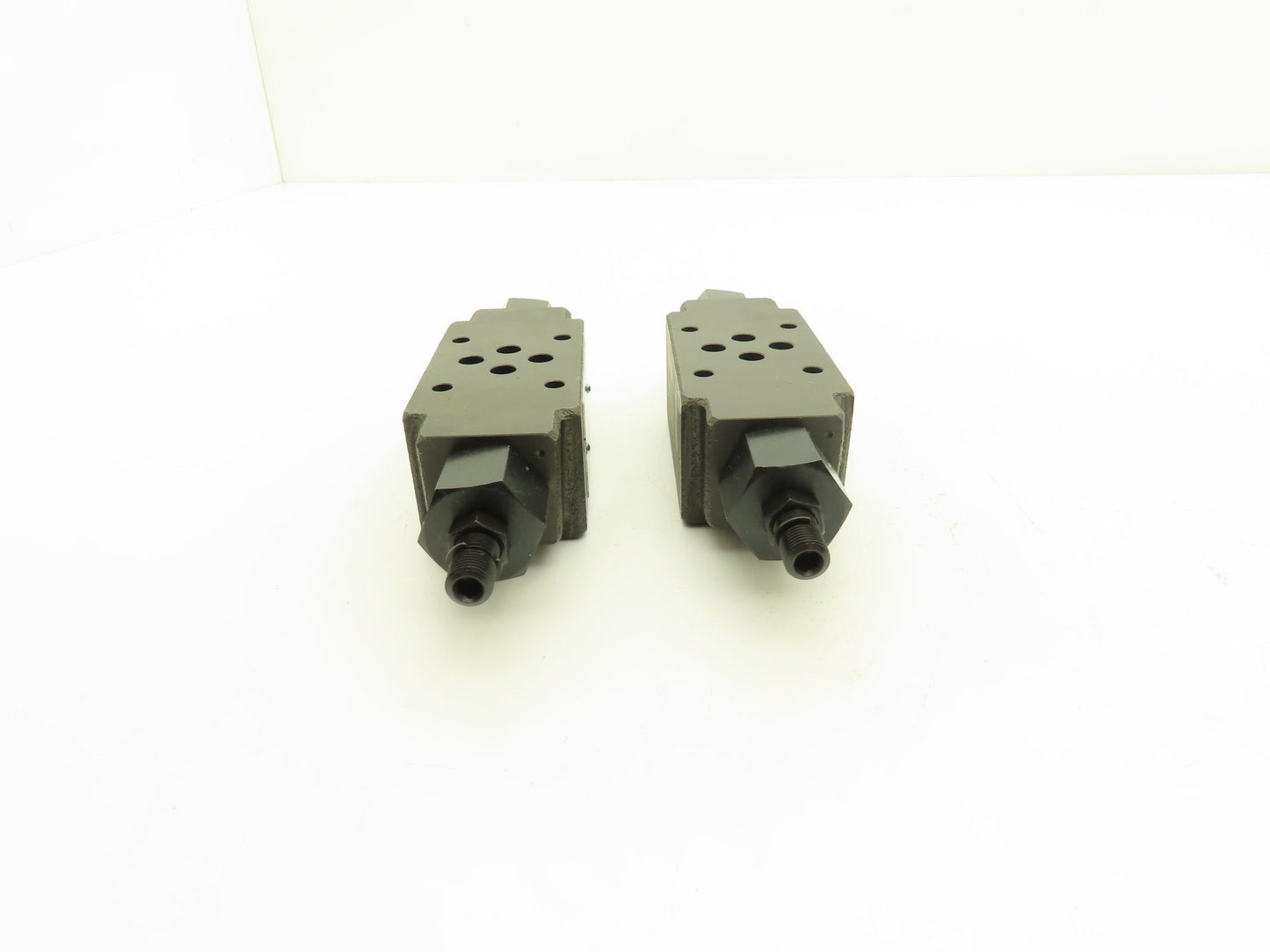 Nachi OCY-G01-W-Y-20 Modular Hydraulic Flow Control Valve Lot of 2