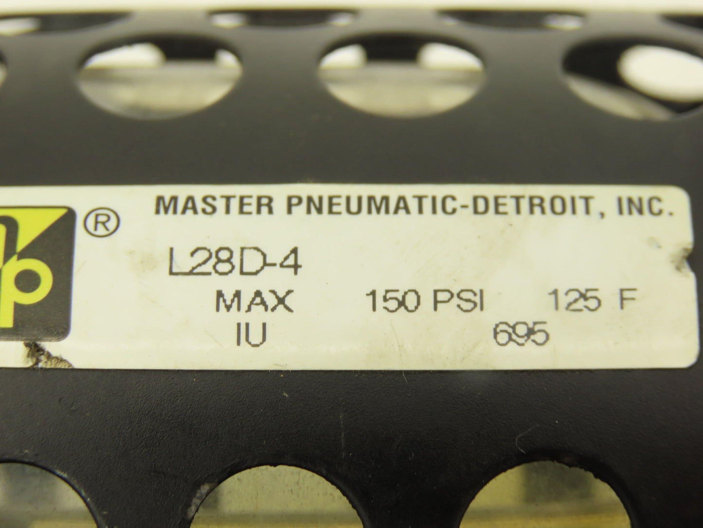 Master Pneumatic FD100-4 | L28D-4 Regulator Filter Lubricator Assembly Lot of 2