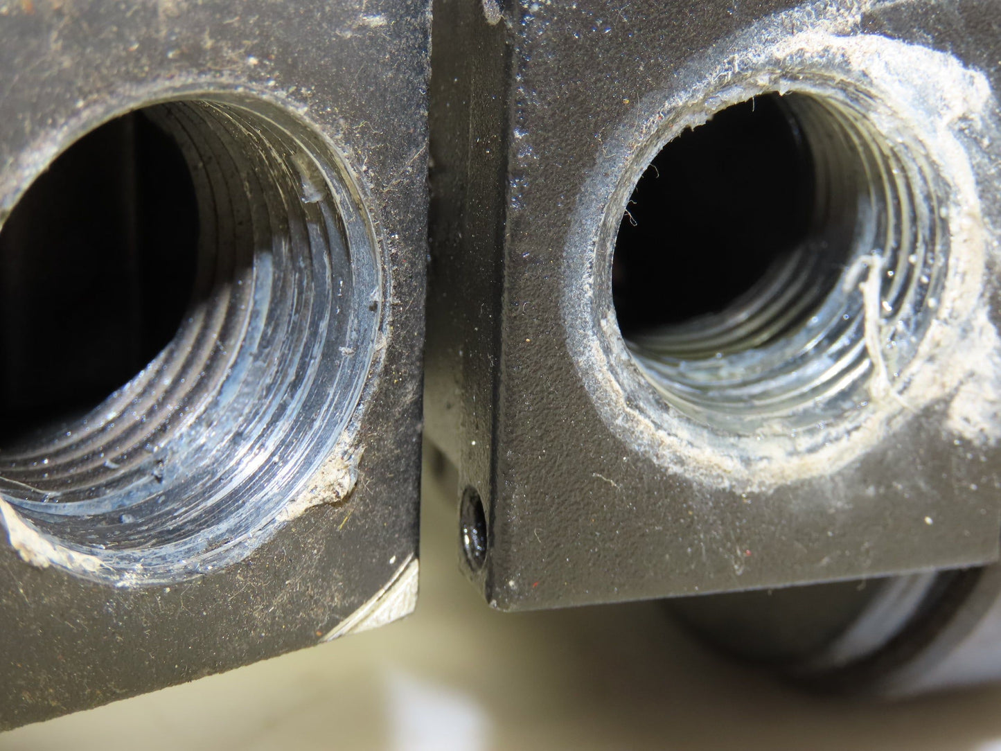 Master Pneumatic FD100-4 | L28D-4 Regulator Filter Lubricator Assembly Lot of 2