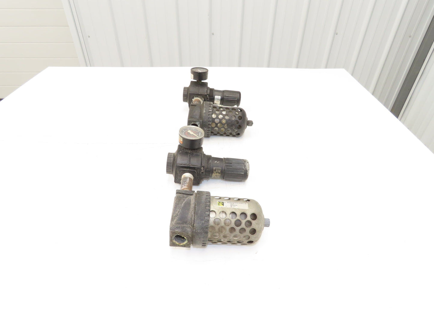 Master Pneumatic Norgren R74G-4AK-RMN FD100-4 Regulator Filter Assembly Lot of 2