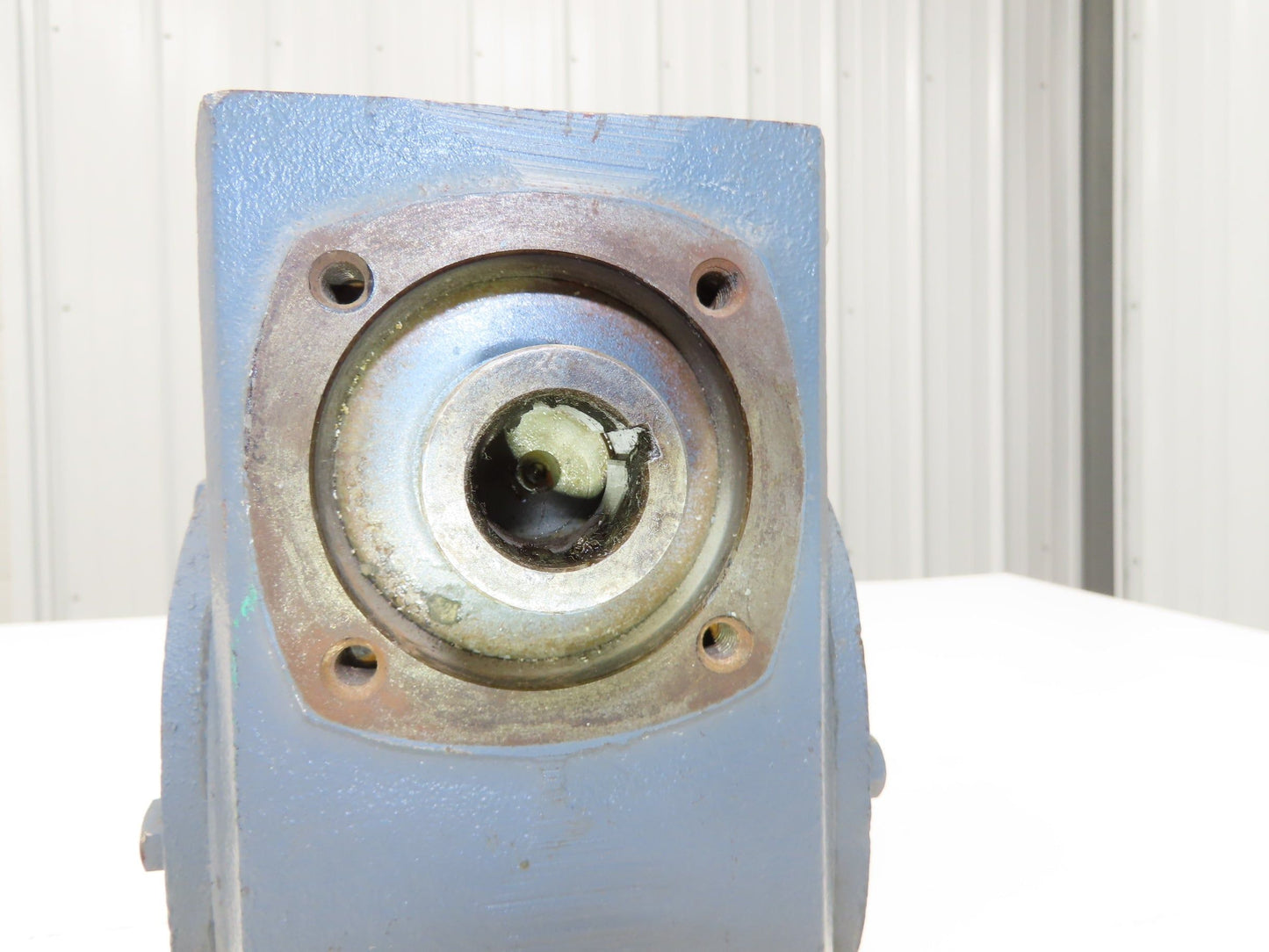 Boston Gear SF326-30-G1 Worm Gearbox 30:1 Reducer 1Hp 58rpm 143TC Hollow Shaft