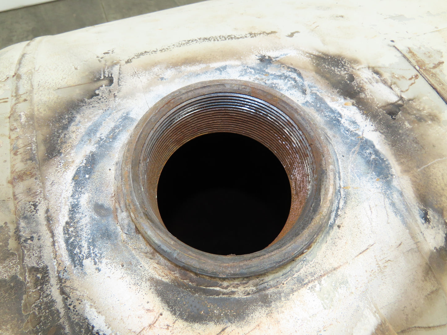 Karguard Vertical Compressed Air Receiver Tank 400 Gallon 125 PSI 36"x 8' 8"