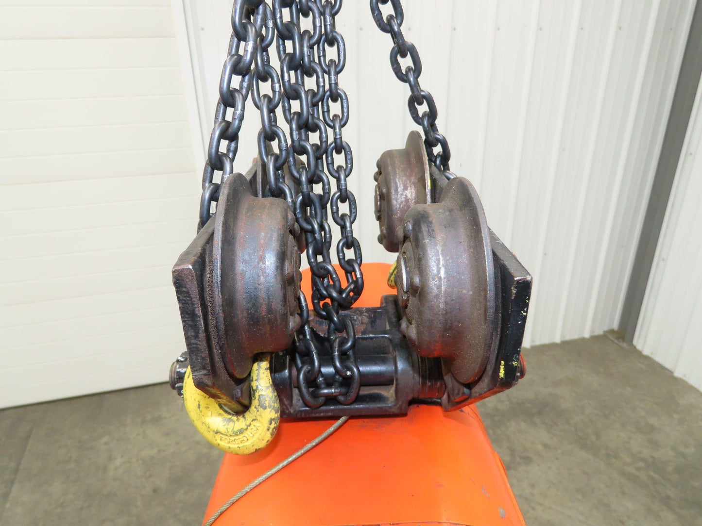 CM Lodestar F 1/2 Ton Electric Chain Hoist 16 FPM 15' Lift 230/460 V Trolley