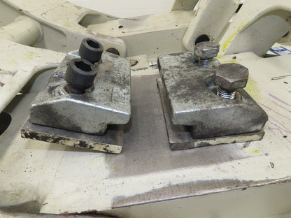 Cascade 90F Paper Roll Clamp 9000LB Fork Lift Truck Clamping Attachment Class 4