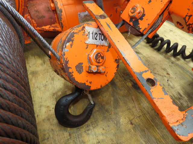 Saturn Engineering 1 1/2 Ton Electric Cable Hoist 25' Lift 20 FPM Trolley 460 V