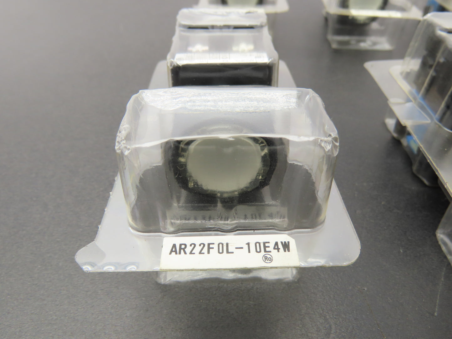 Fuji Electric Illuminated Pushbutton White Momentary 22mm 250V 6A Lot of 8